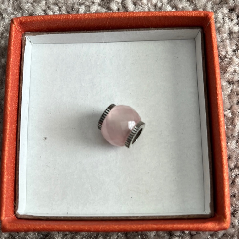 Persona pink charm glass bead